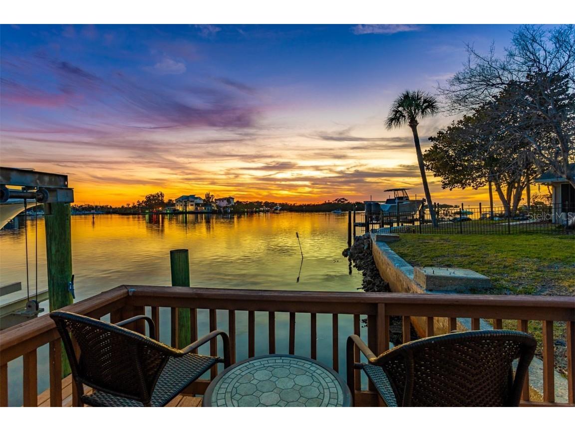 8131 Channel Drive Port Richey FL 34668 W7861912 image1