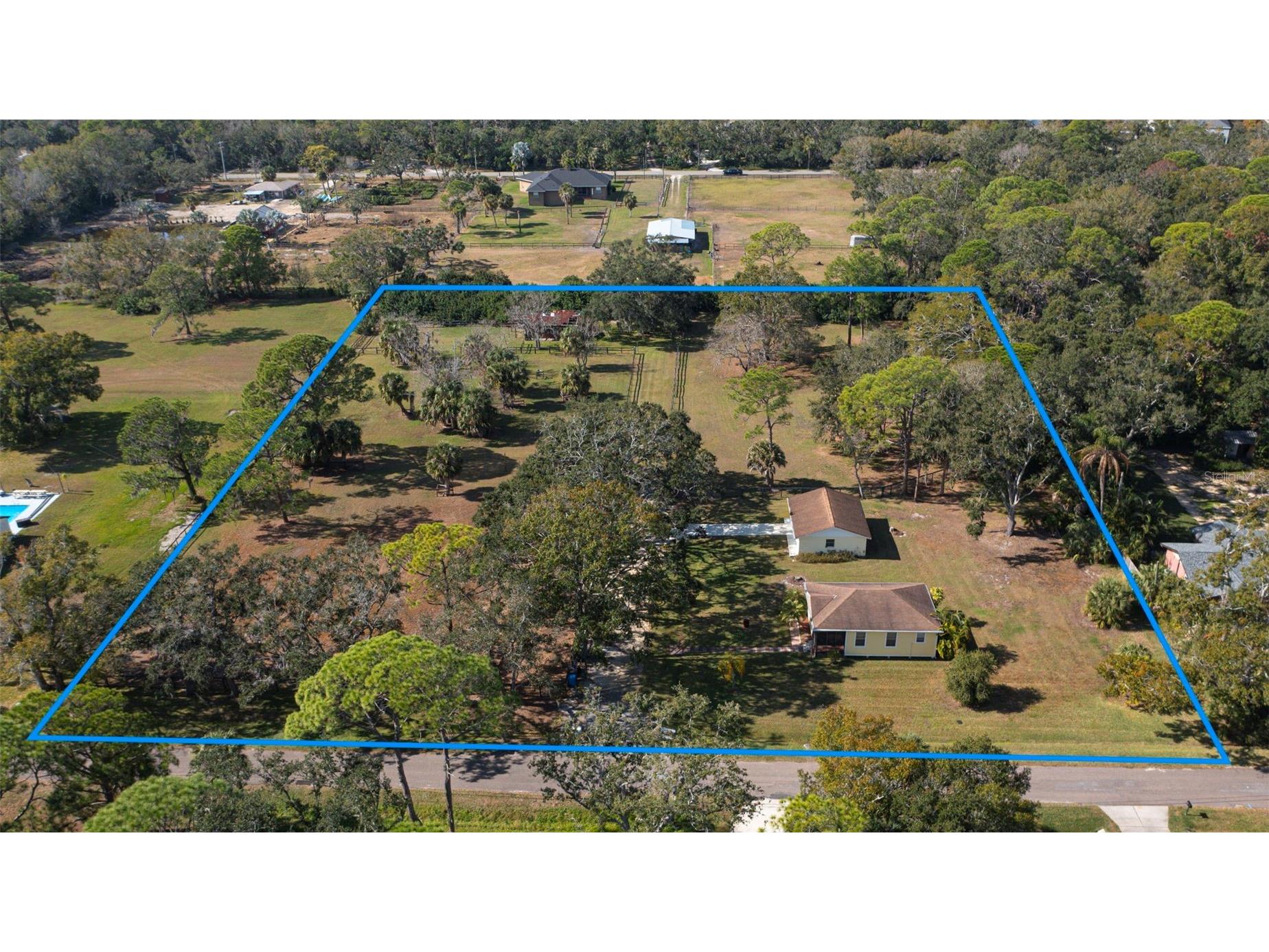 8132 Honeybee Lane Tampa FL 33635 TB8458452 image1