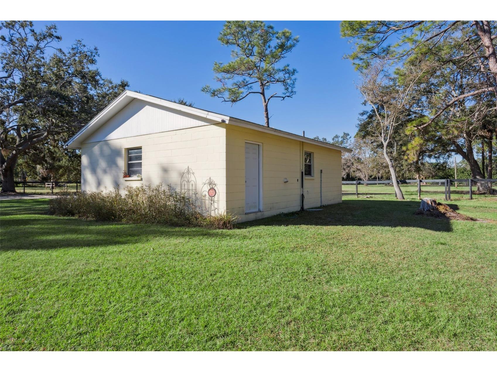 8132 Honeybee Lane Tampa FL 33635 TB8458481 image12
