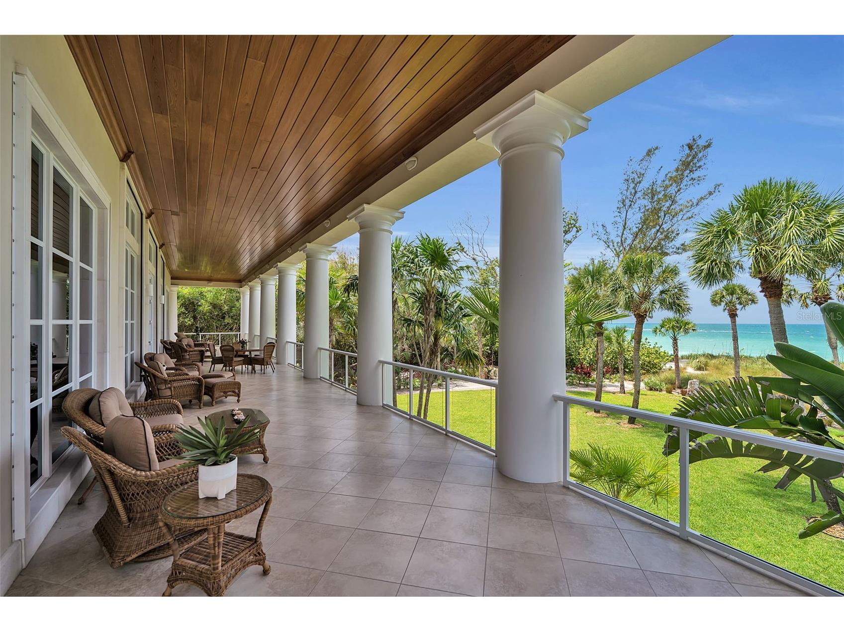 8132 Sanderling Road Sarasota FL 34242 - GULF OF MEXICO & HERON LAGOON A4694017 image12