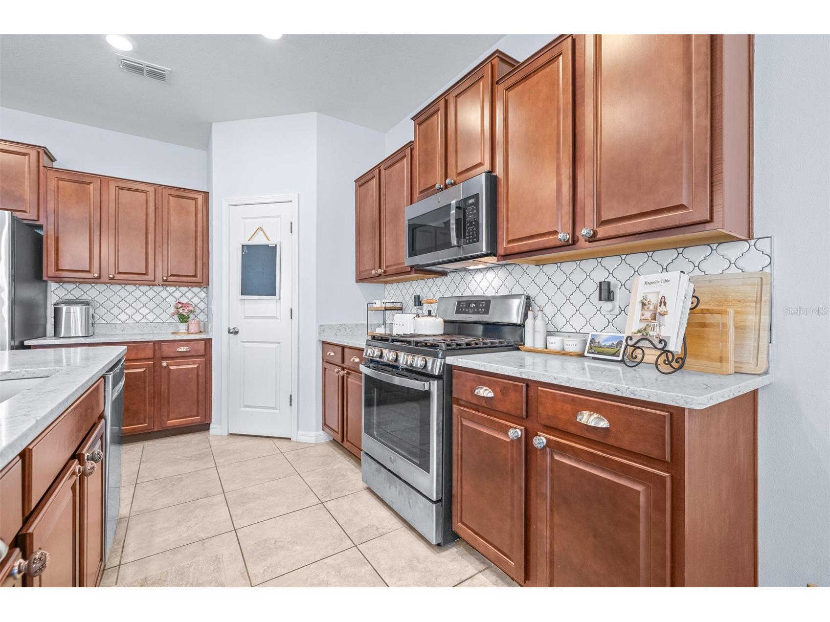 8132 Seagarden Lane Land O Lakes FL 34637 TB8467844 image6