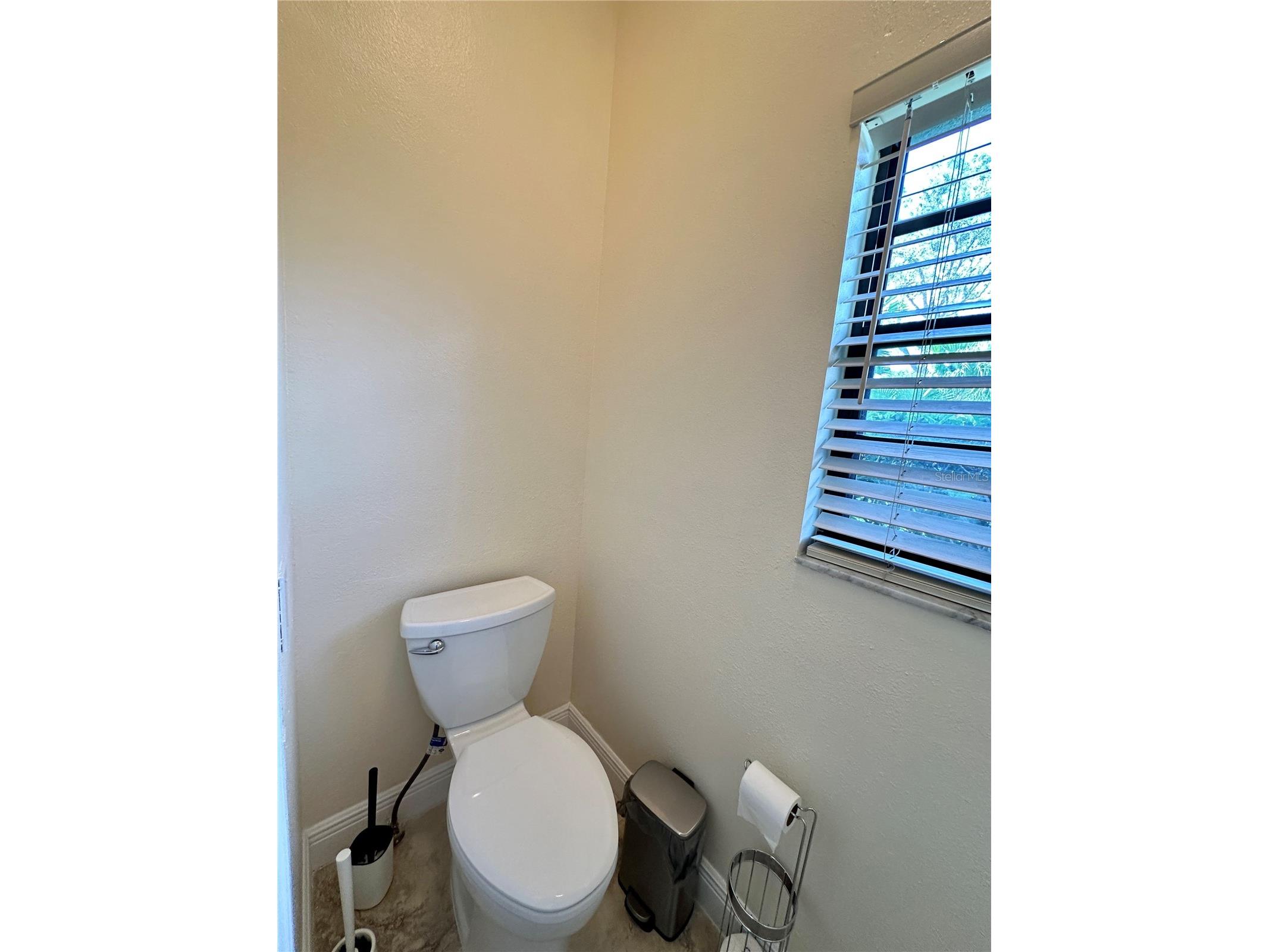 8133 Misty Oaks Boulevard Sarasota FL 34243 TB8478014 image10