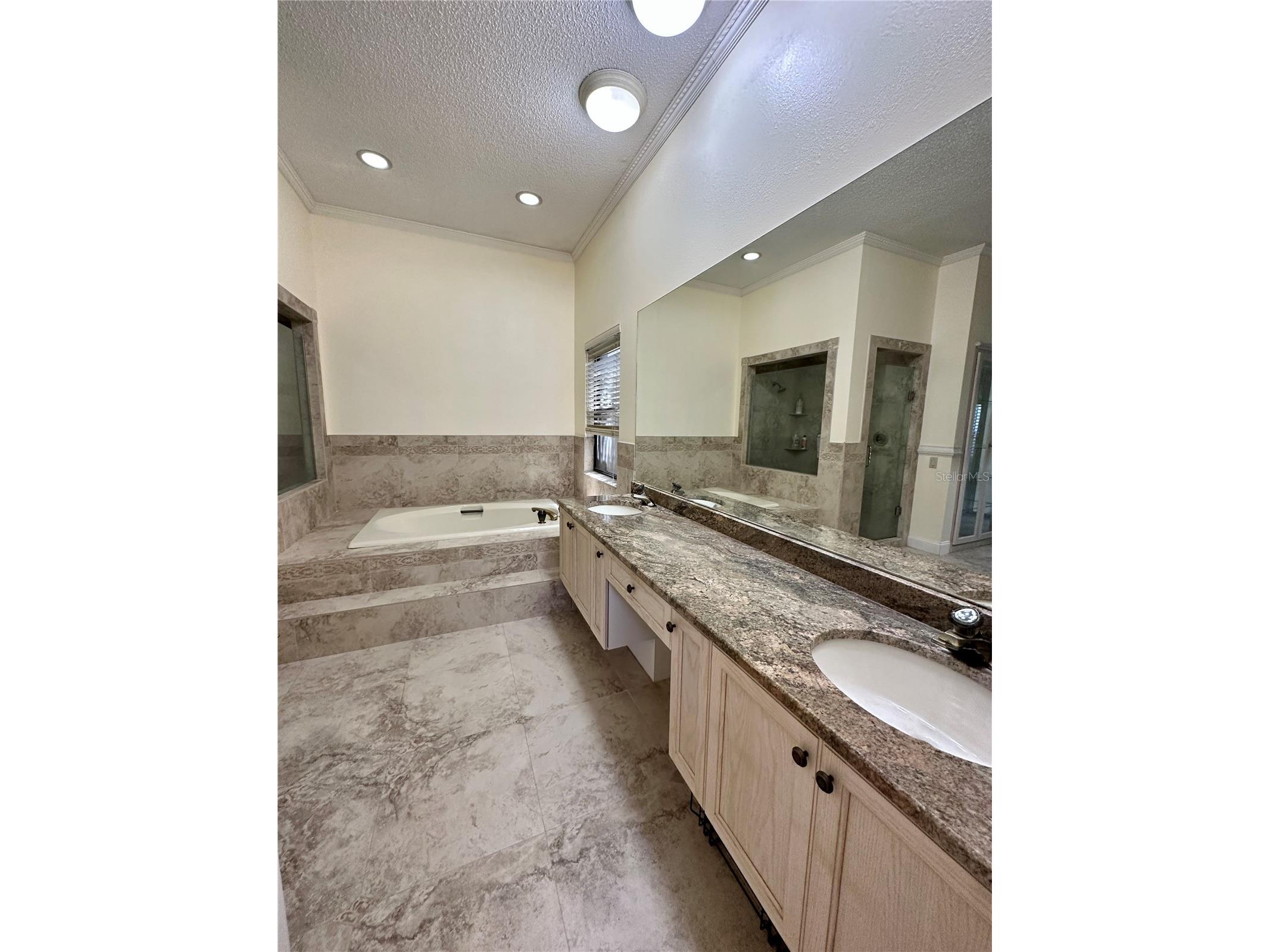 8133 Misty Oaks Boulevard Sarasota FL 34243 TB8478014 image11