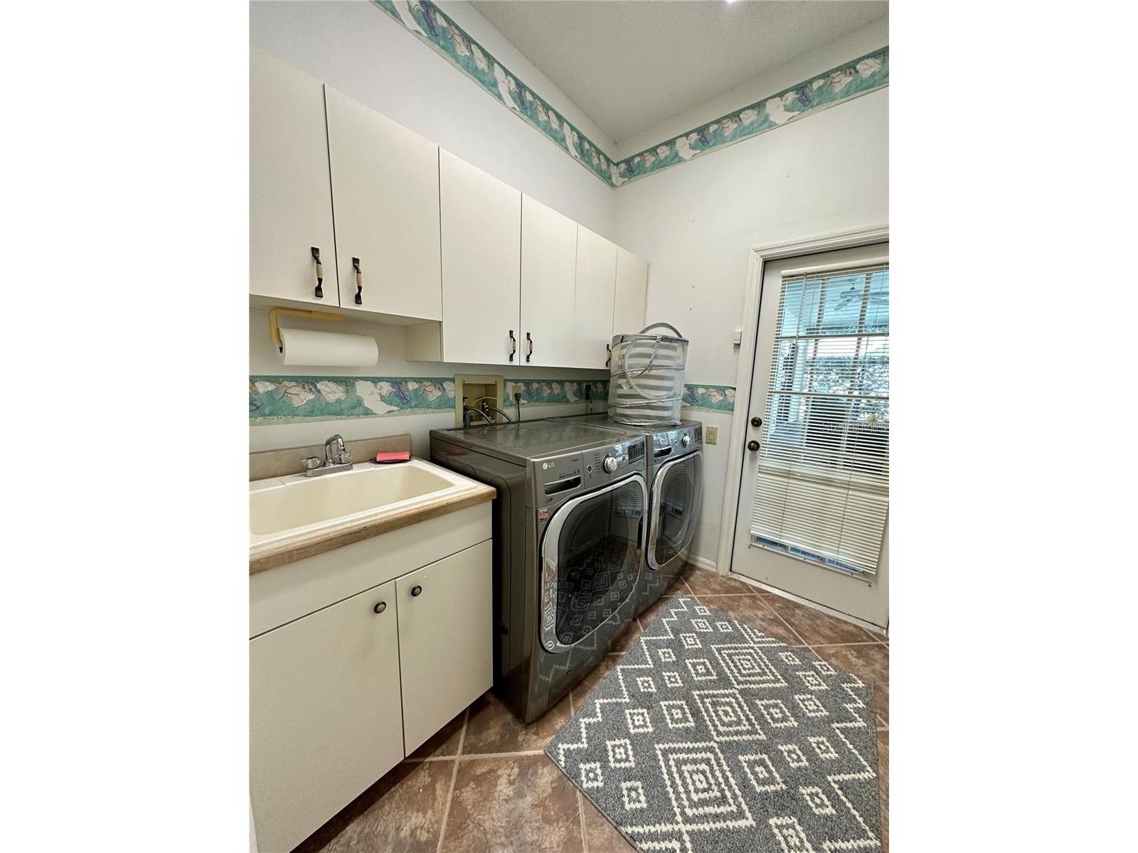 8133 Misty Oaks Boulevard Sarasota FL 34243 TB8478014 image22