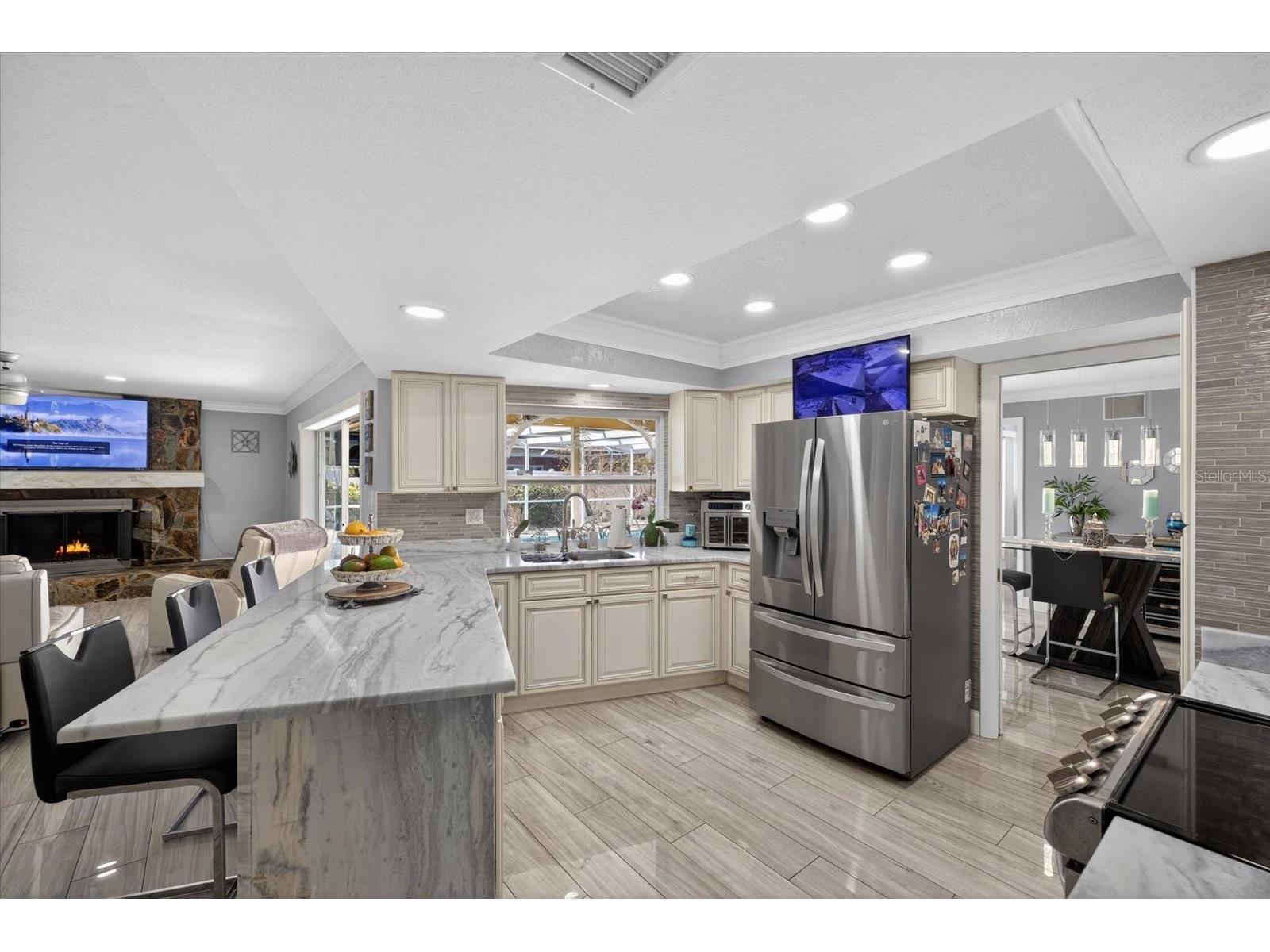 8134 Bayshore Drive Seminole FL 33776 W7883430 image9