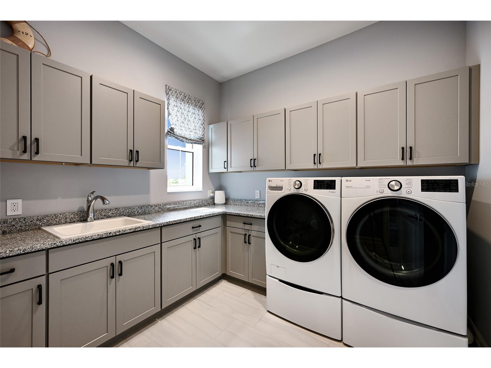 8134 Pavia Way Lakewood Ranch FL 34202 A4687253 image48