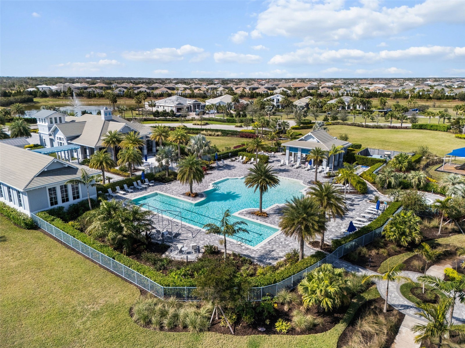 8134 Redonda Loop Lakewood Ranch FL 34202 A4679798 image86