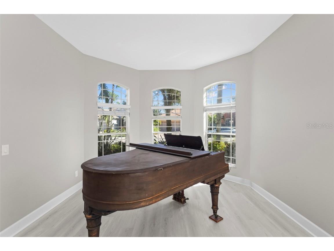 8134 Santa Rosa Court Sarasota FL 34243 A4666633 image4