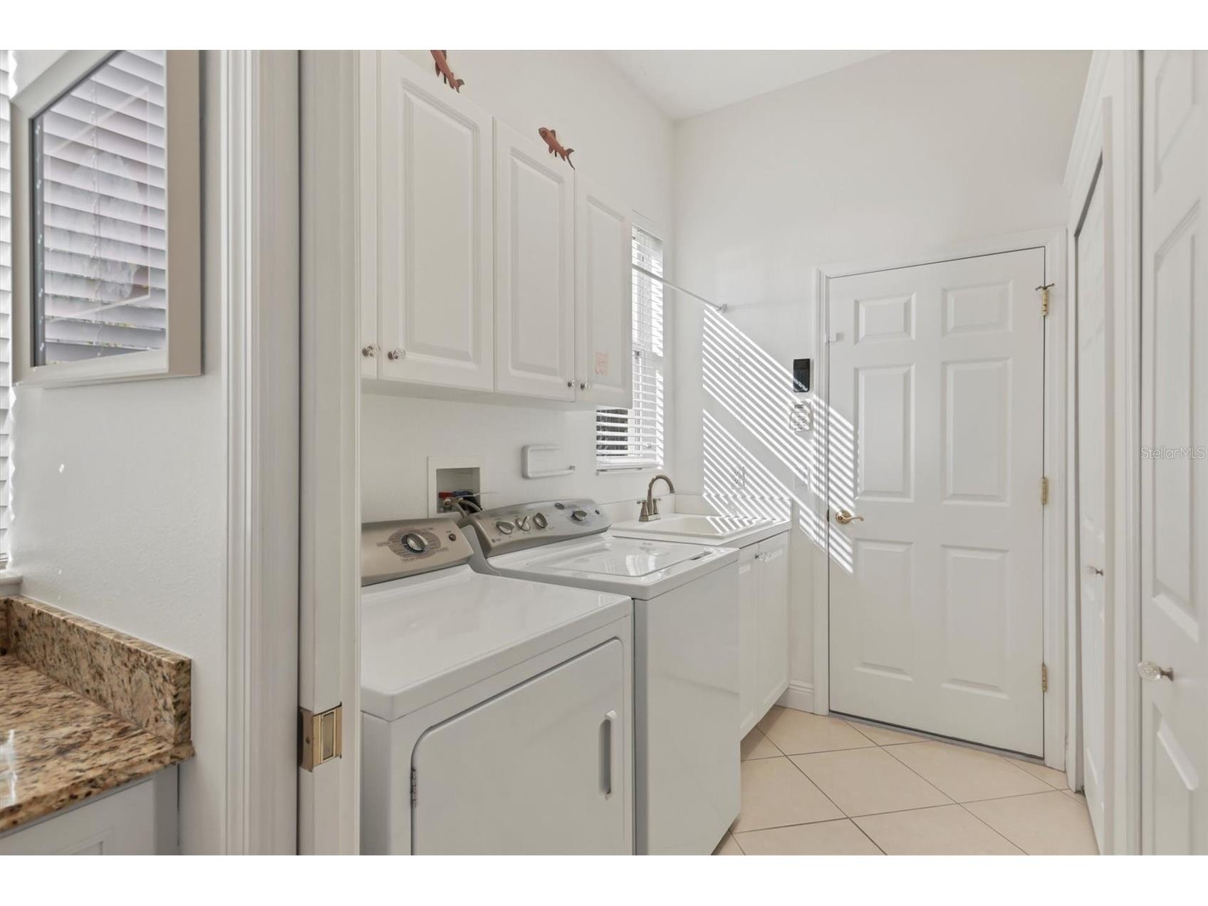 8135 Abingdon Court University Park FL 34201 A4680283 image26