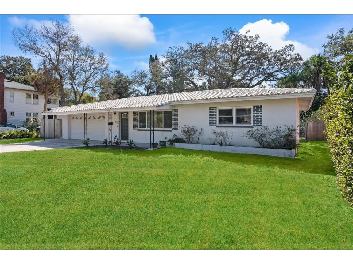 8136 22nd Avenue N Saint Petersburg FL 33710 U8188215 image1