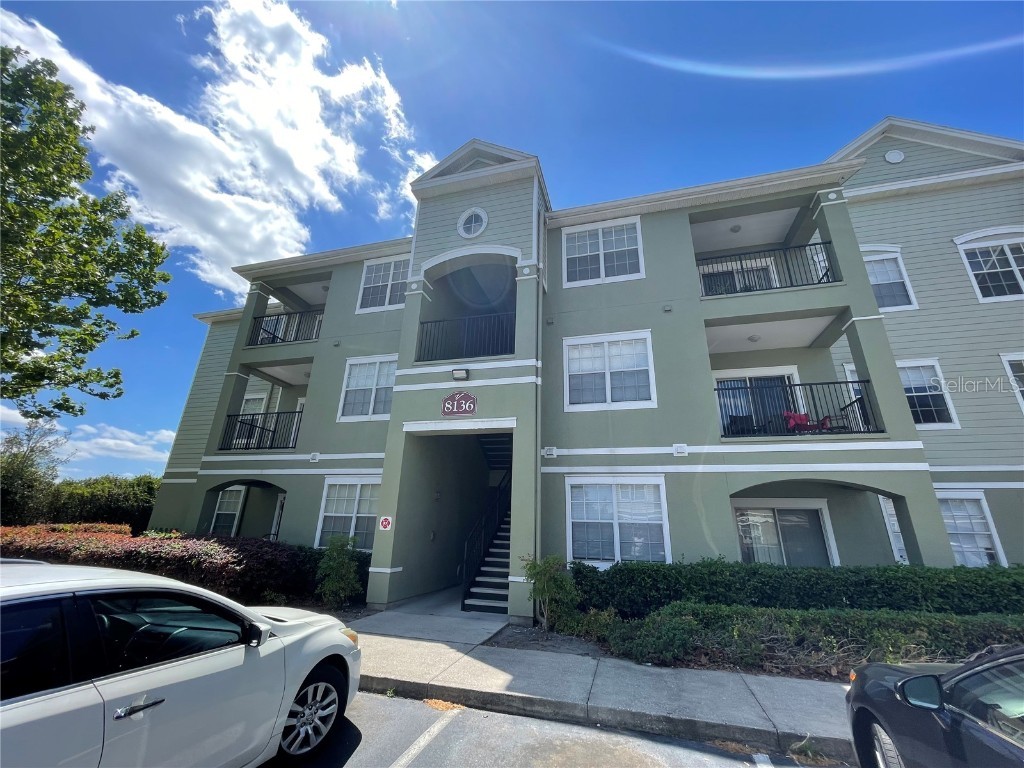 8136 Claire Ann Drive #201 Orlando FL 32825 O6101674 image1