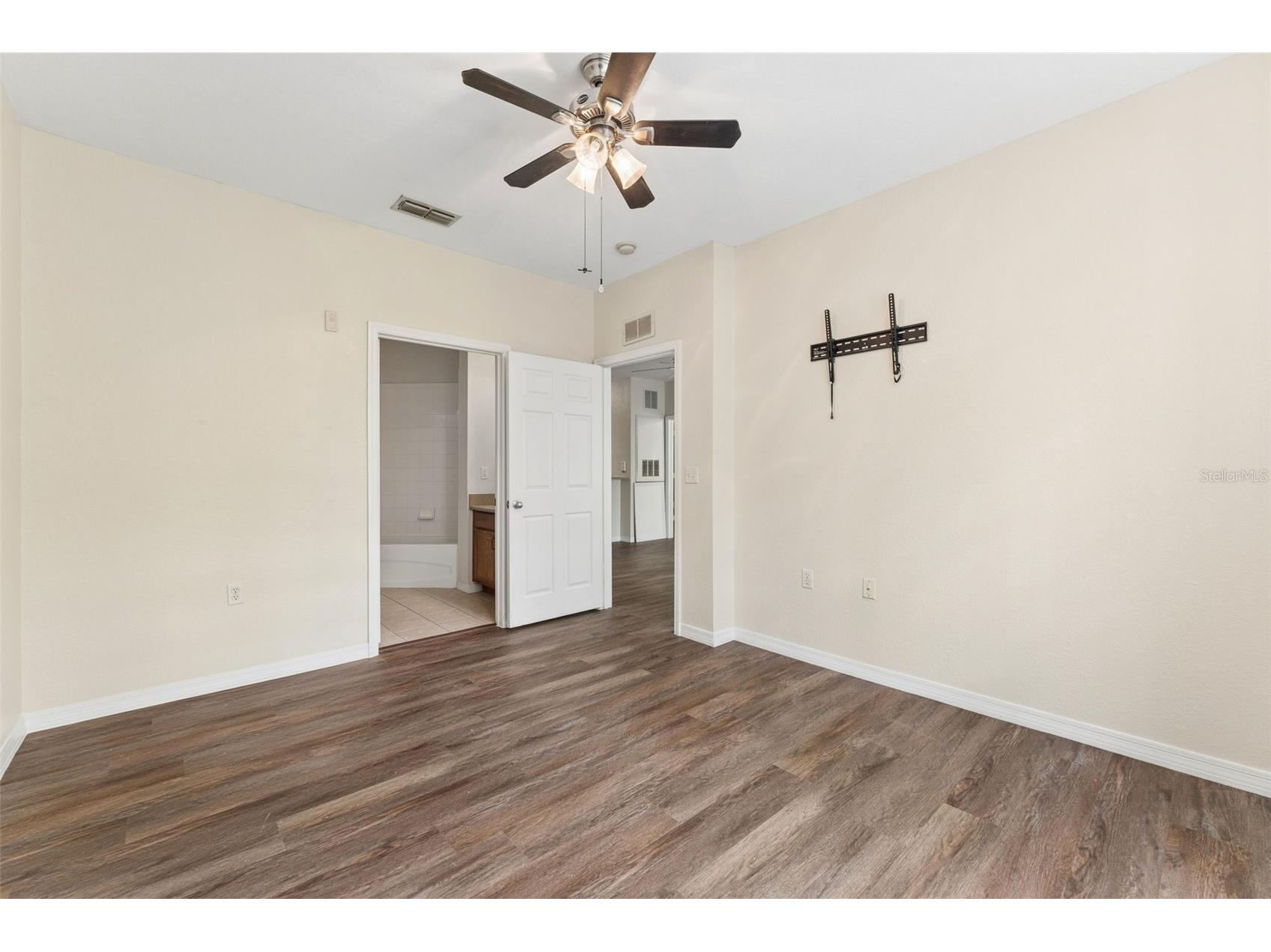 8136 Claire Ann Drive #207 Orlando FL 32825 O6412310 image10