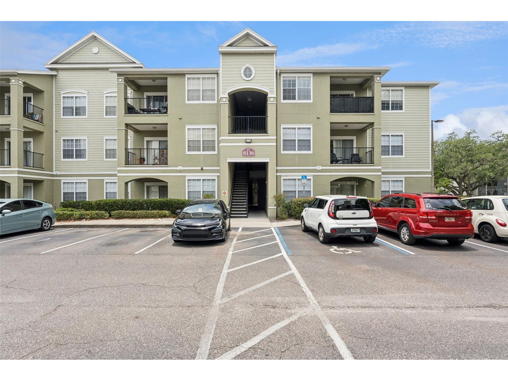 8136 Claire Ann Drive #207 Orlando FL 32825 O6412430 image1