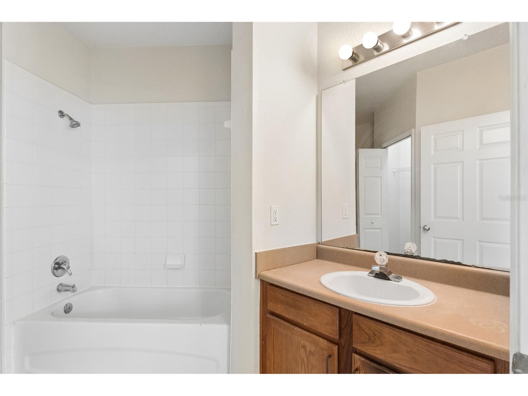 8136 Claire Ann Drive #207 Orlando FL 32825 O6412430 image22