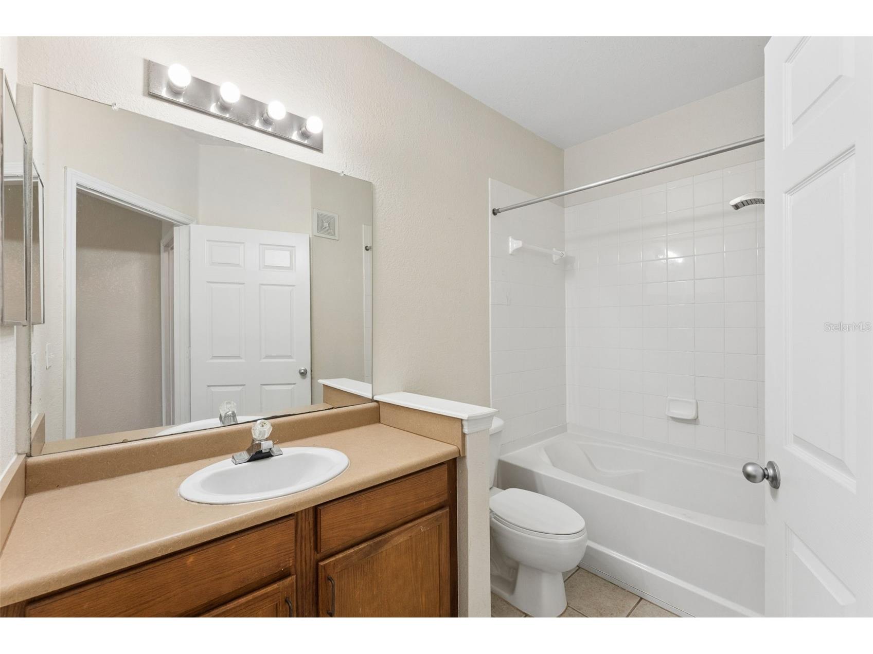 8136 Claire Ann Drive #207 Orlando FL 32825 O6412430 image24