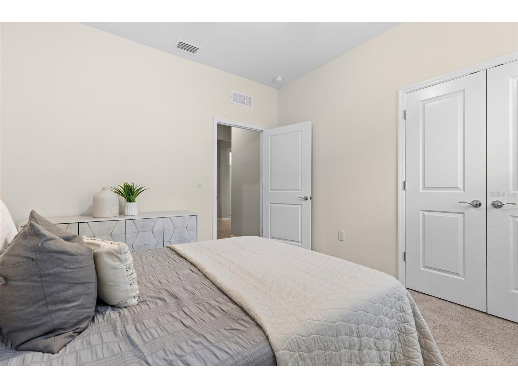 8136 Wheat Stone Drive Zephyrhills FL 33540 TB8523549 image34