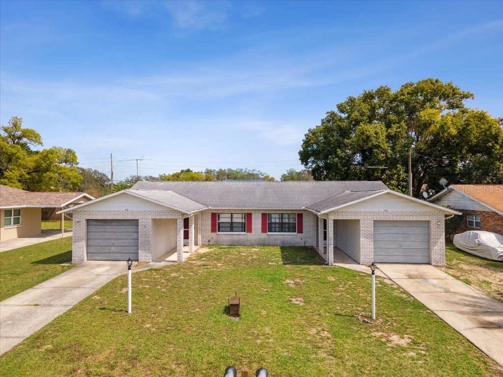 8137 & 8139 Omaha Circle Spring Hill FL 34606 W7862821 image1