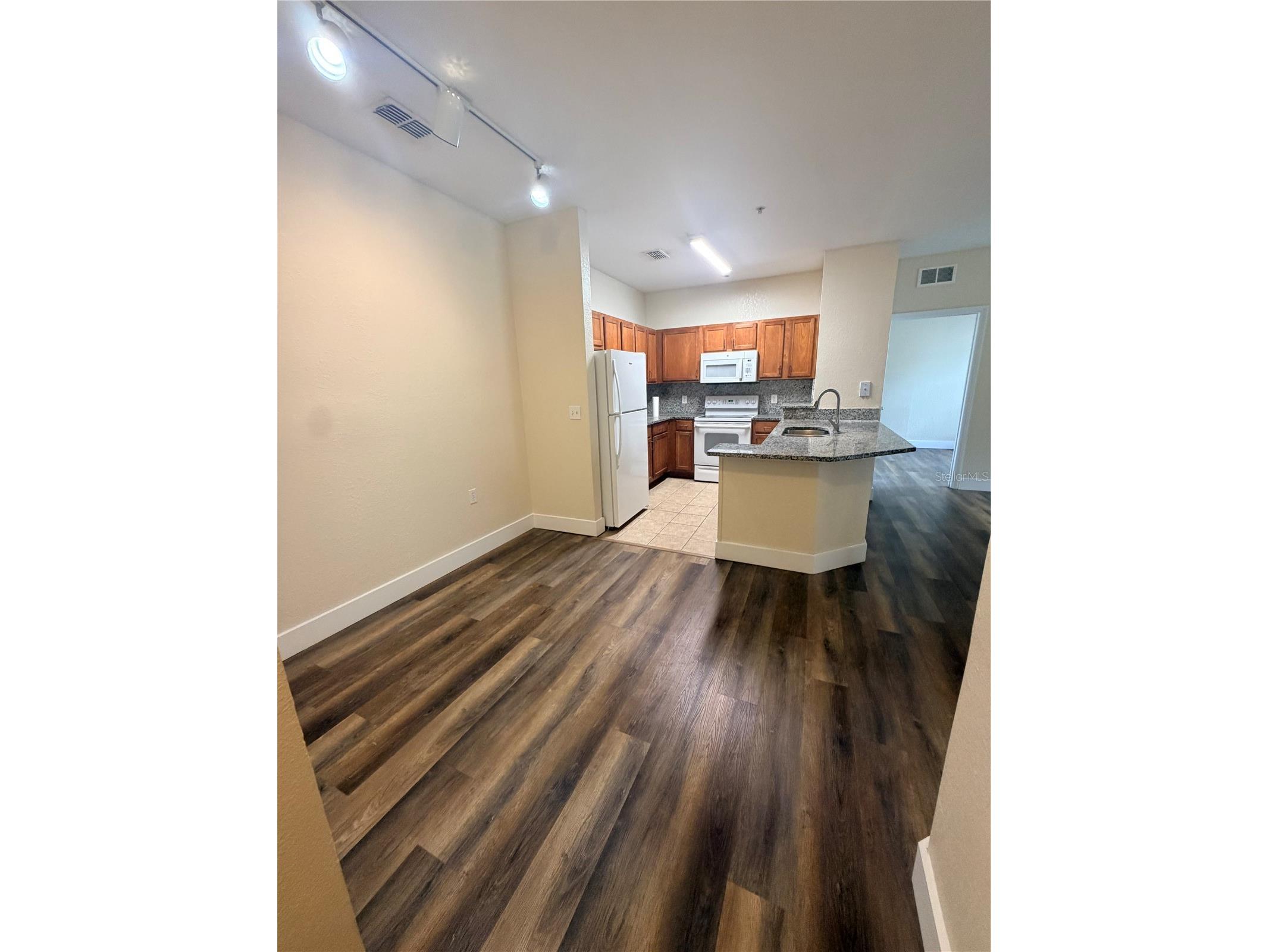 8137 Claire Ann Drive #207 Orlando FL 32825 O6393282 image3