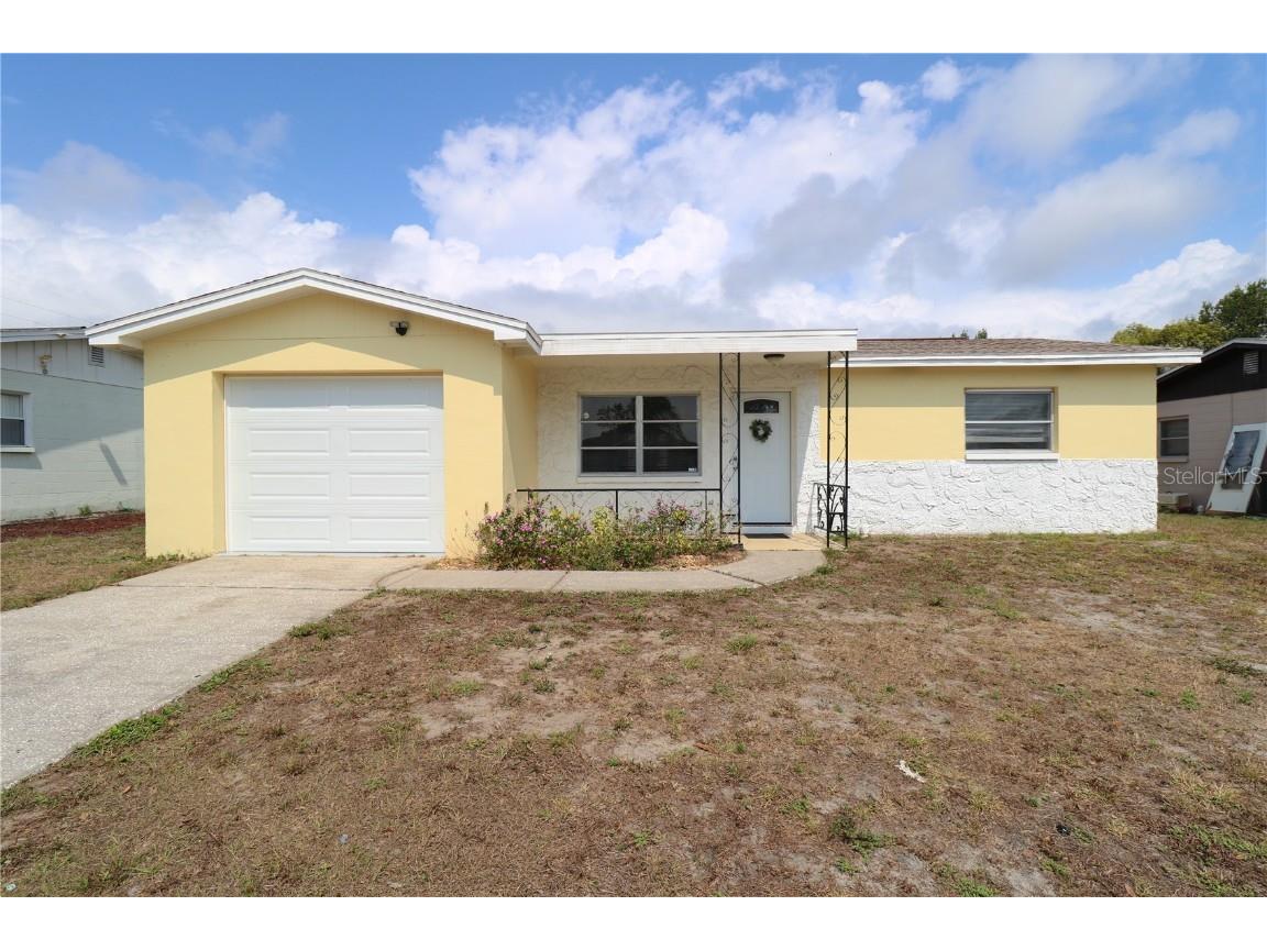 8137 Hixton Drive Port Richey FL 34668 W7853244 image1