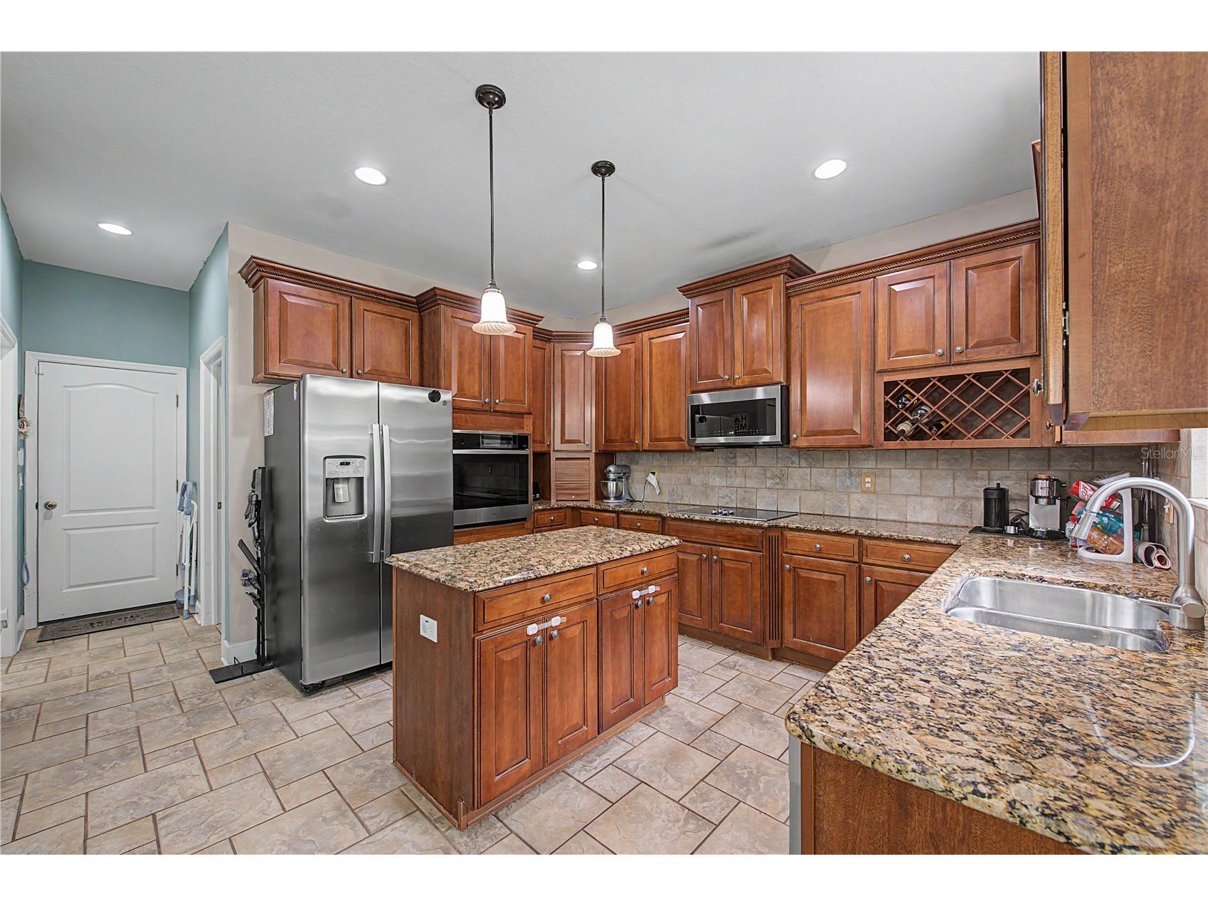8137 Lagerfeld Drive Land O Lakes FL 34637 TB8520645 image14