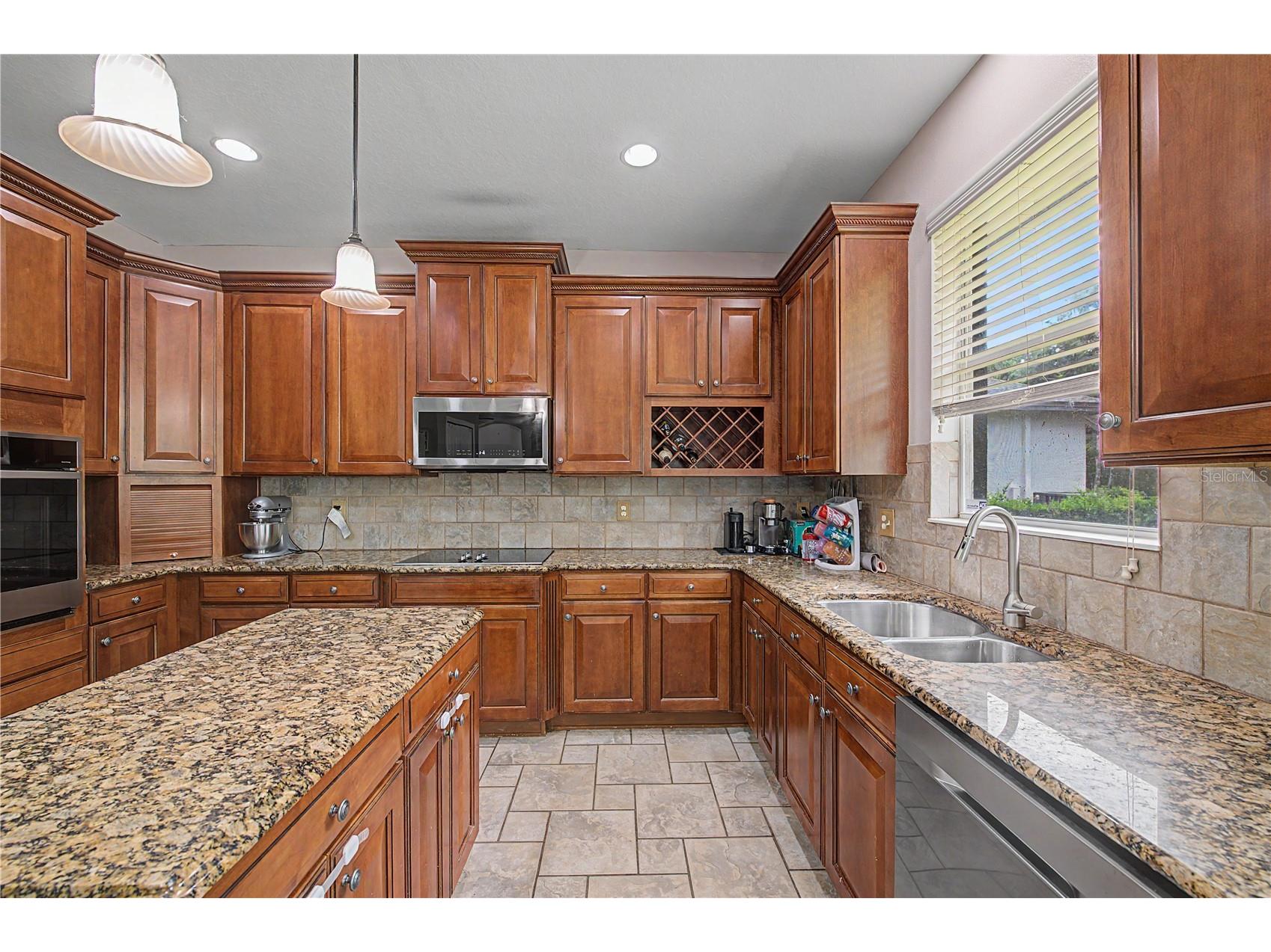 8137 Lagerfeld Drive Land O Lakes FL 34637 TB8520645 image15