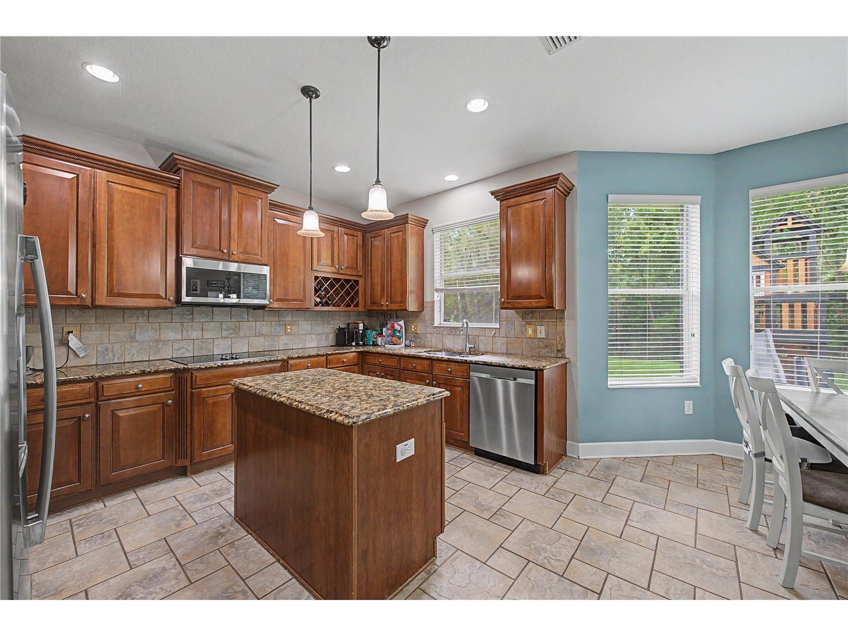 8137 Lagerfeld Drive Land O Lakes FL 34637 TB8520645 image19