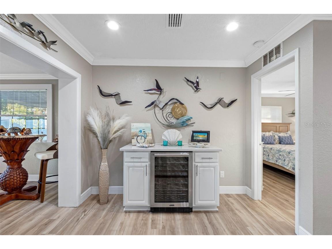 8139 129th Lane N Seminole FL 33776 TB8448997 image15