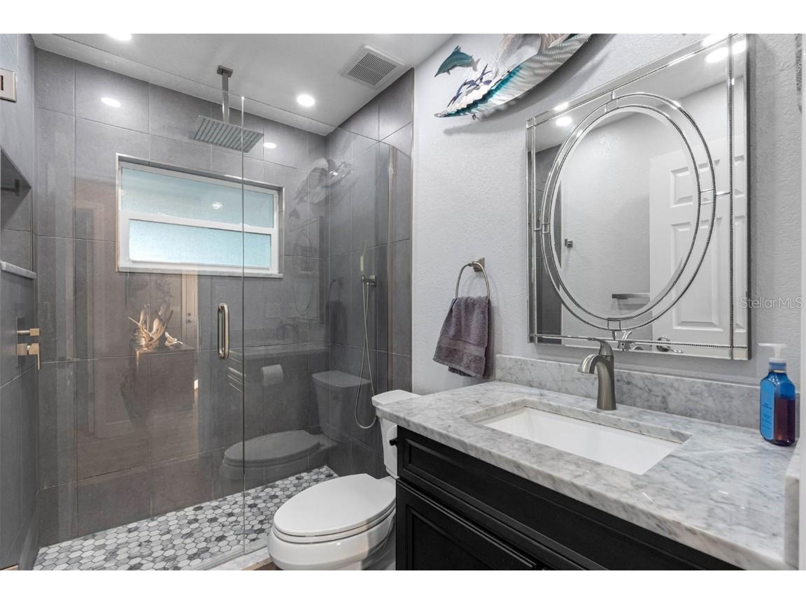 8139 129th Lane N Seminole FL 33776 TB8448997 image22