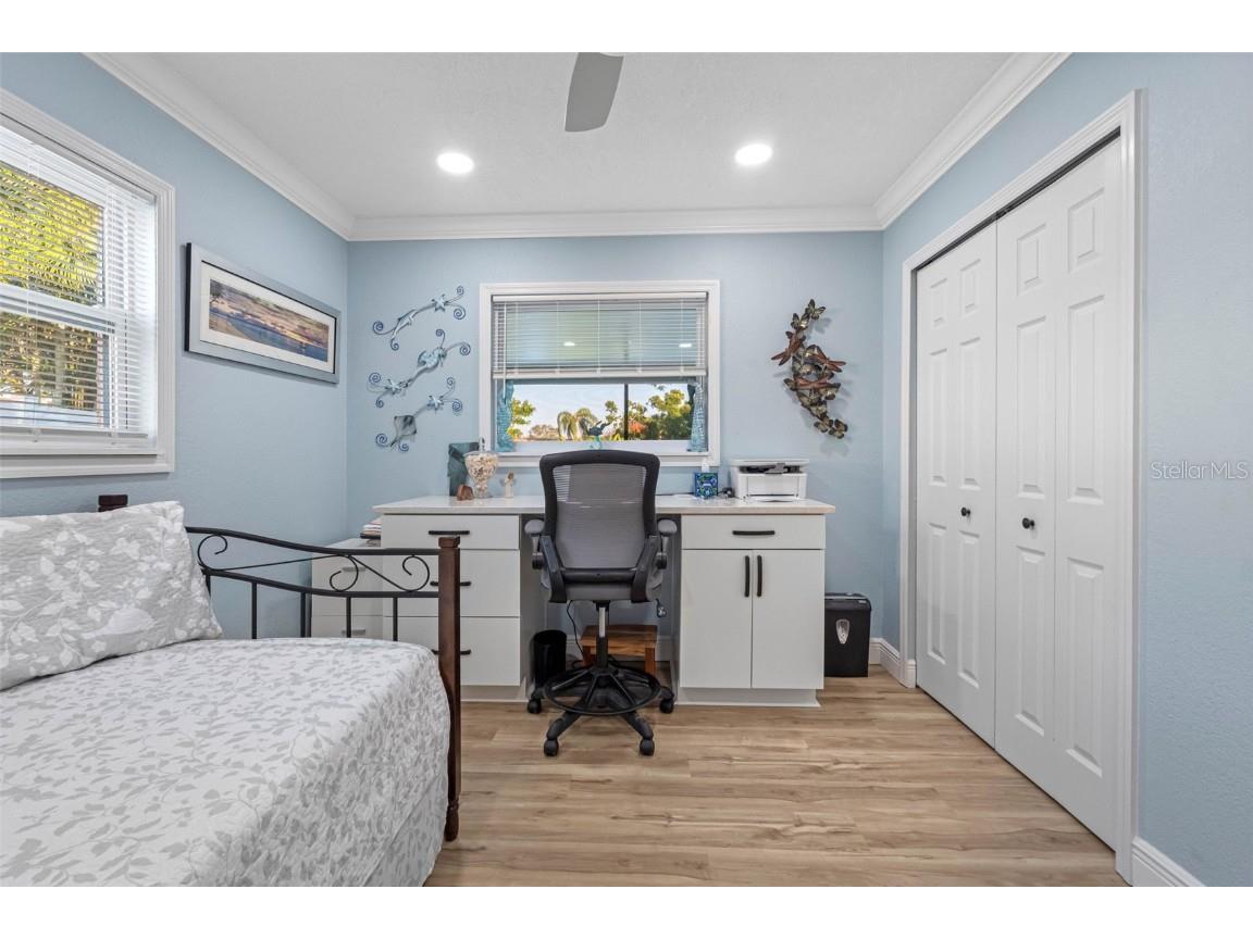 8139 129th Lane N Seminole FL 33776 TB8448997 image24