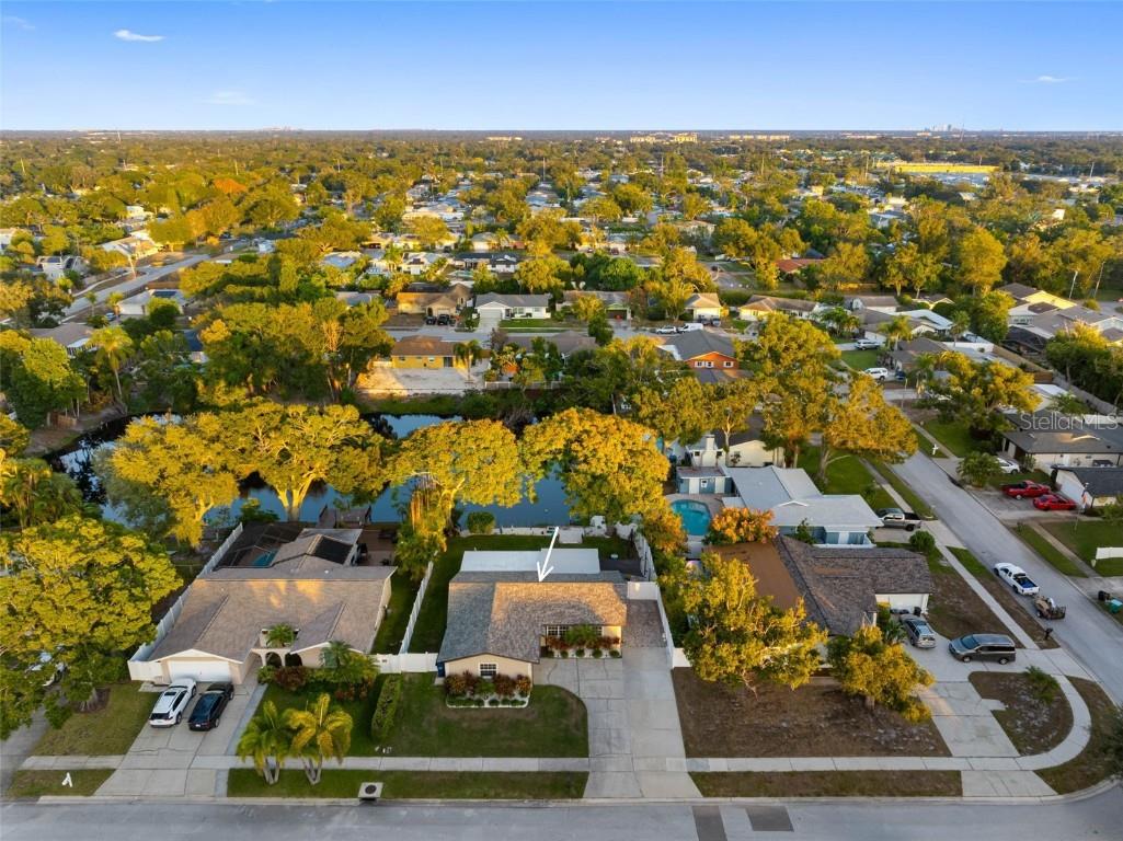 8139 129th Lane N Seminole FL 33776 TB8448997 image47