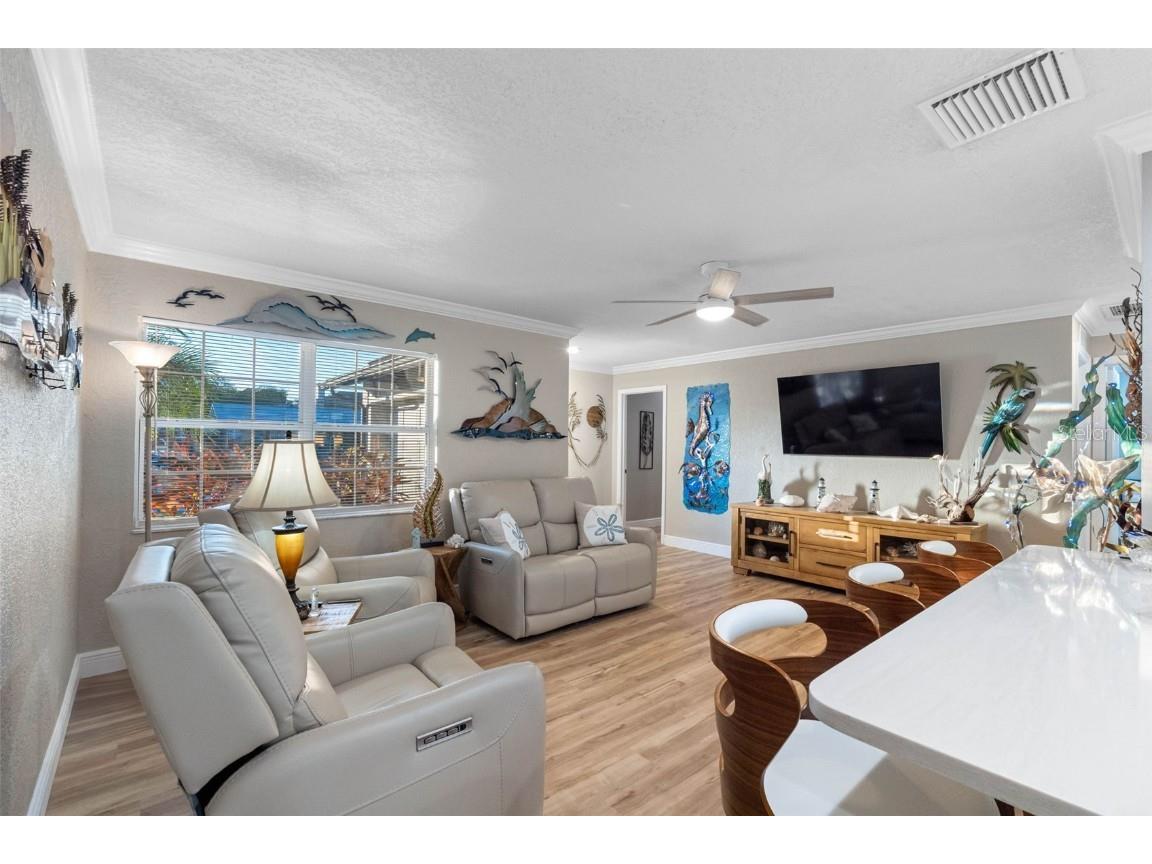 8139 129th Lane N Seminole FL 33776 TB8448997 image7