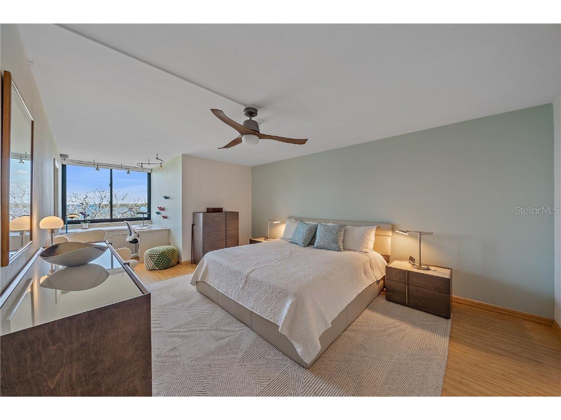 814 Bayport Way Longboat Key FL 34228 - GULF OF MEXICO & SARASOTA BAY A4669554 image16