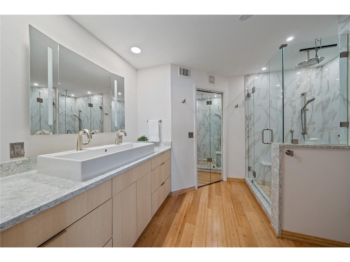 814 Bayport Way Longboat Key FL 34228 - GULF OF MEXICO & SARASOTA BAY A4669554 image20