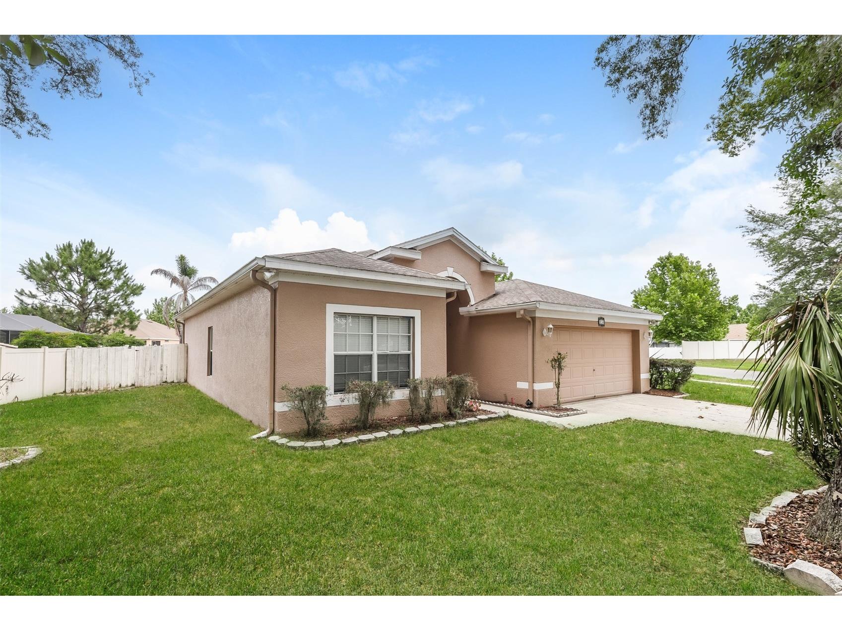 814 Coade Stone Drive Seffner FL 33584 TB8512928 image1