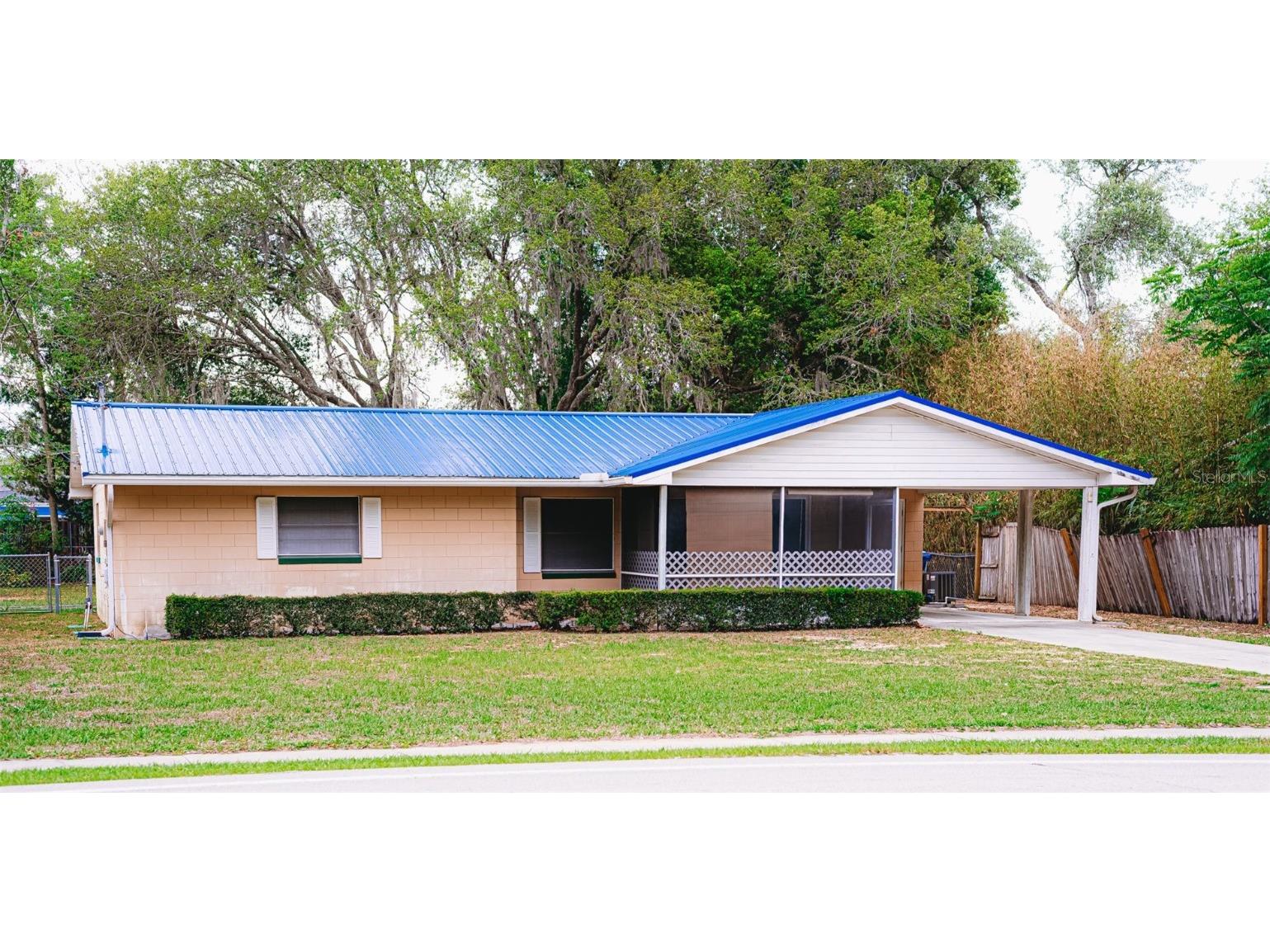 814 Dora Avenue Tavares FL 32778 G5068037 image1