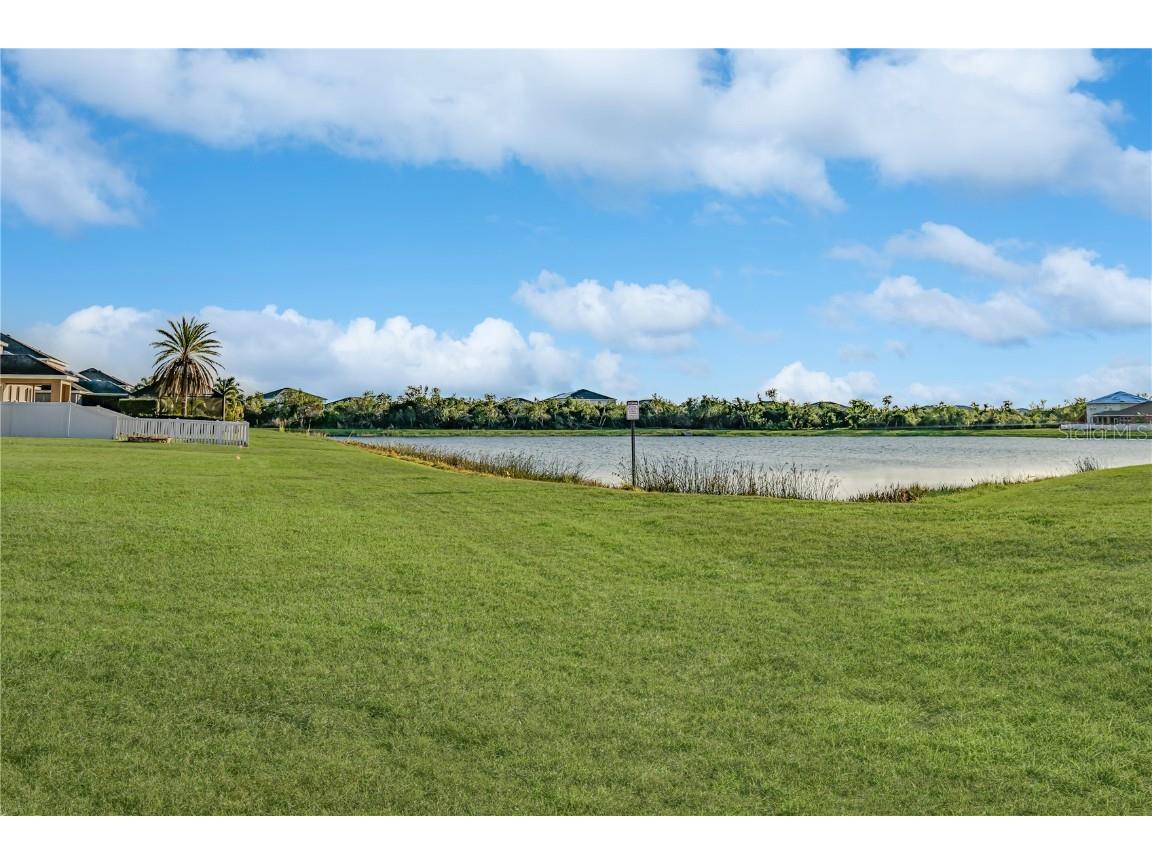 814 Fern Leaf Drive Ruskin FL 33570 TB8429164 image5