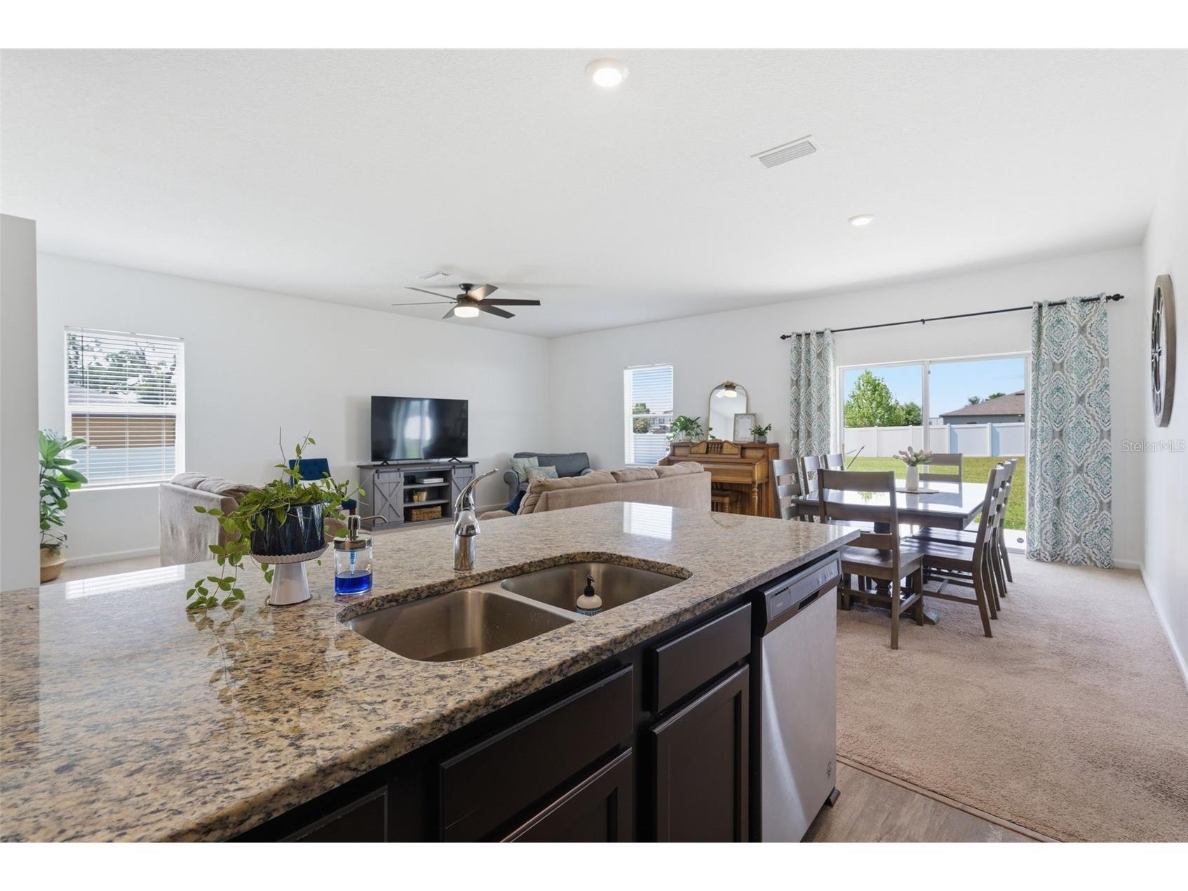 814 Highgate Oaks Place Seffner FL 33584 TB8498638 image7