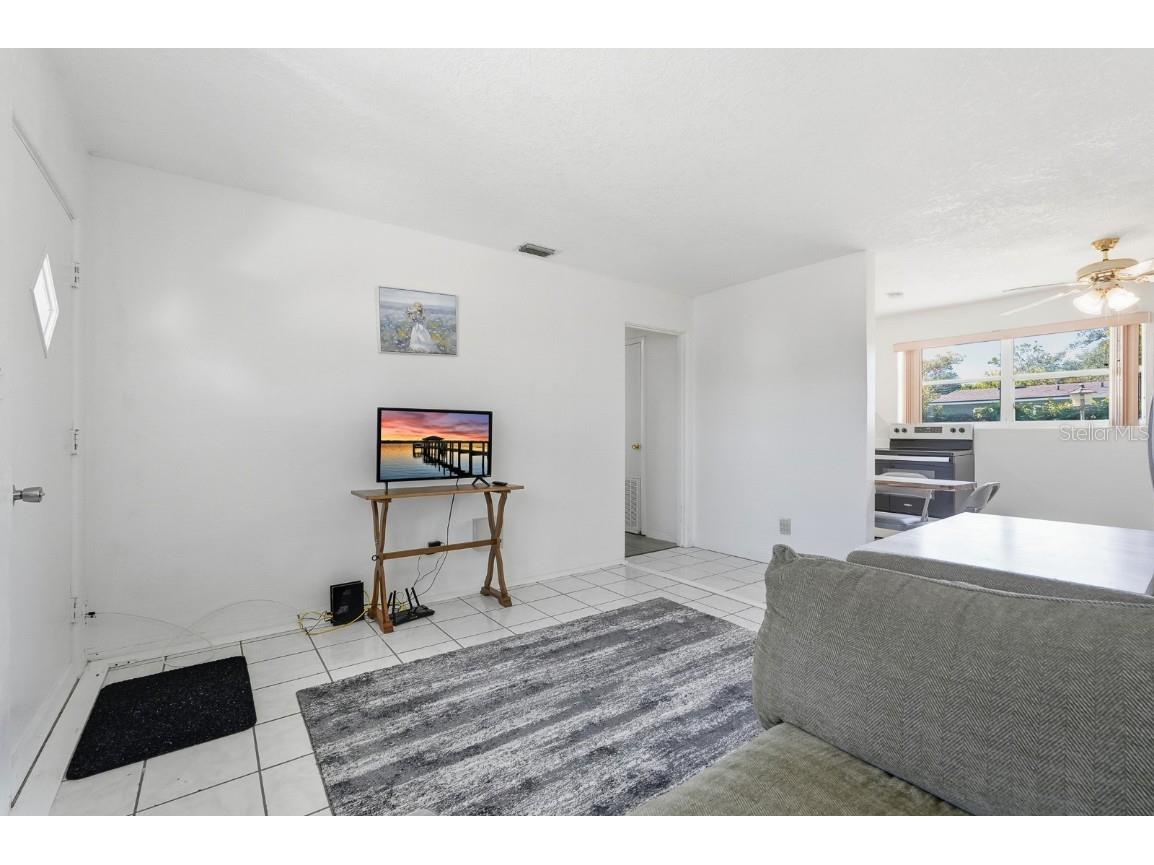 814 Lewis Drive Daytona Beach FL 32117 V4945338 image3