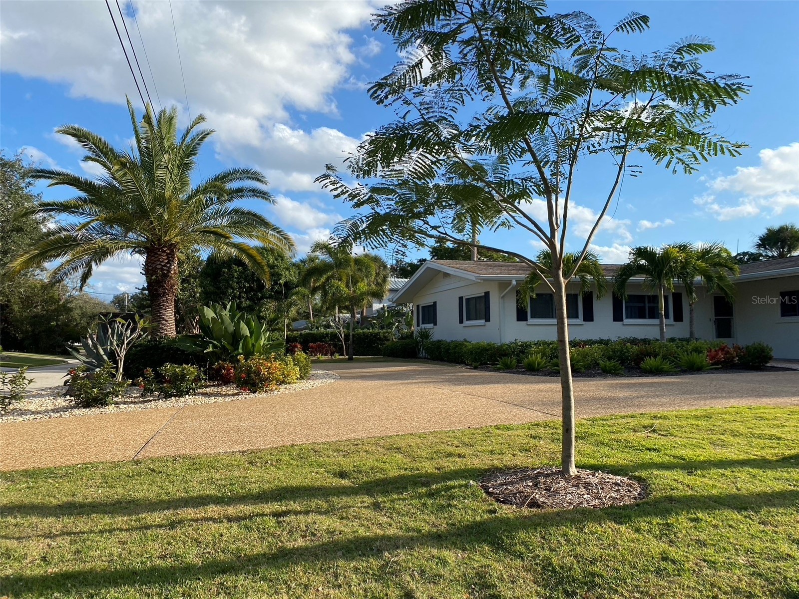 814 Paradise Way Sarasota FL 34242 - GRAND CANAL TB8483961 image2