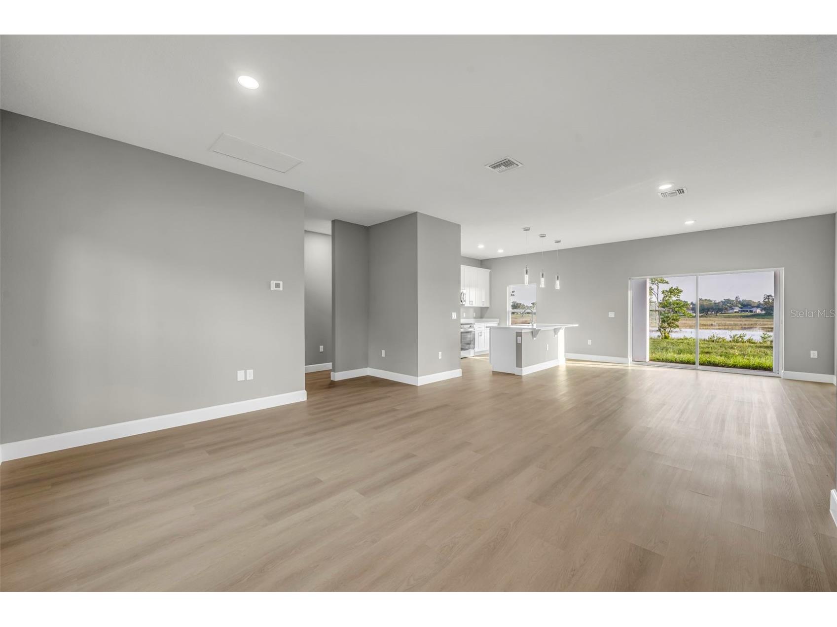 814 Price Court Deltona FL 32738 - Louise Lake V4949429 image6
