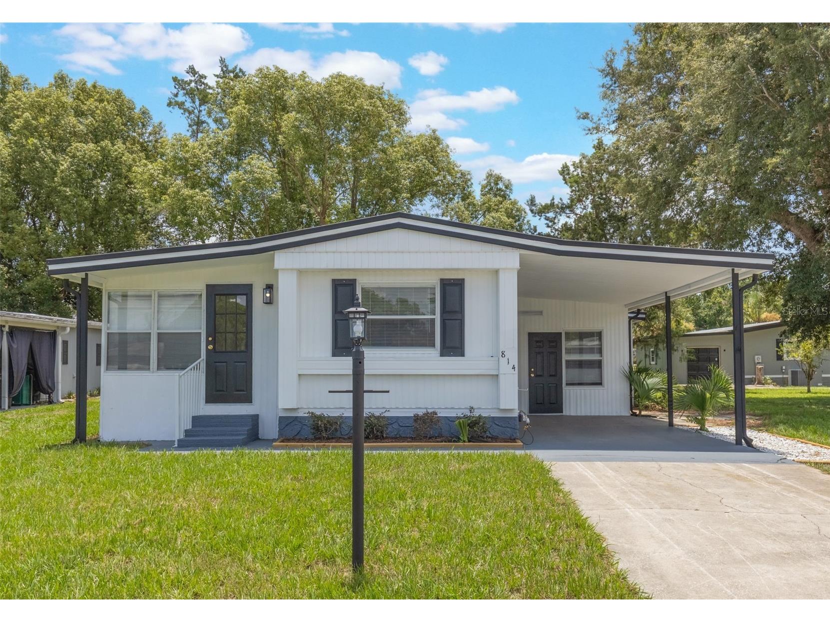 814 Roseapple Avenue Lady Lake FL 32159 O6387729 image1