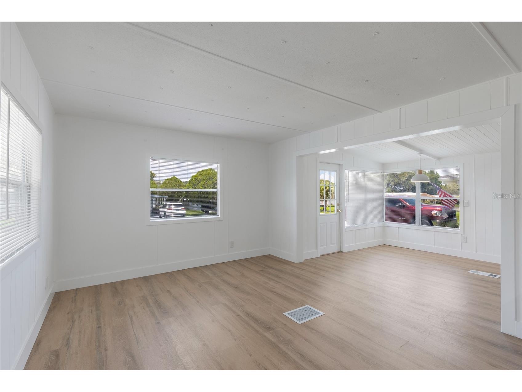 814 Roseapple Avenue Lady Lake FL 32159 O6387729 image4