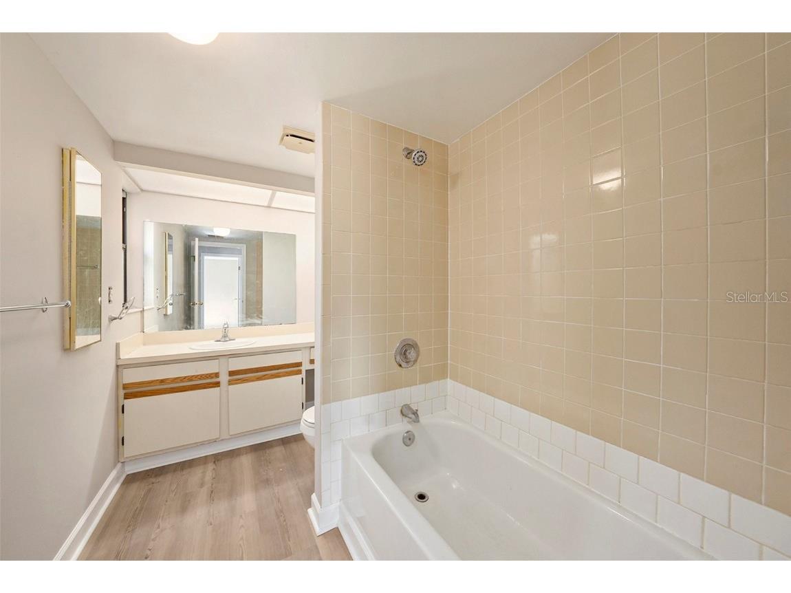 814 Satinleaf Avenue Oldsmar FL 34677 TB8452565 image16