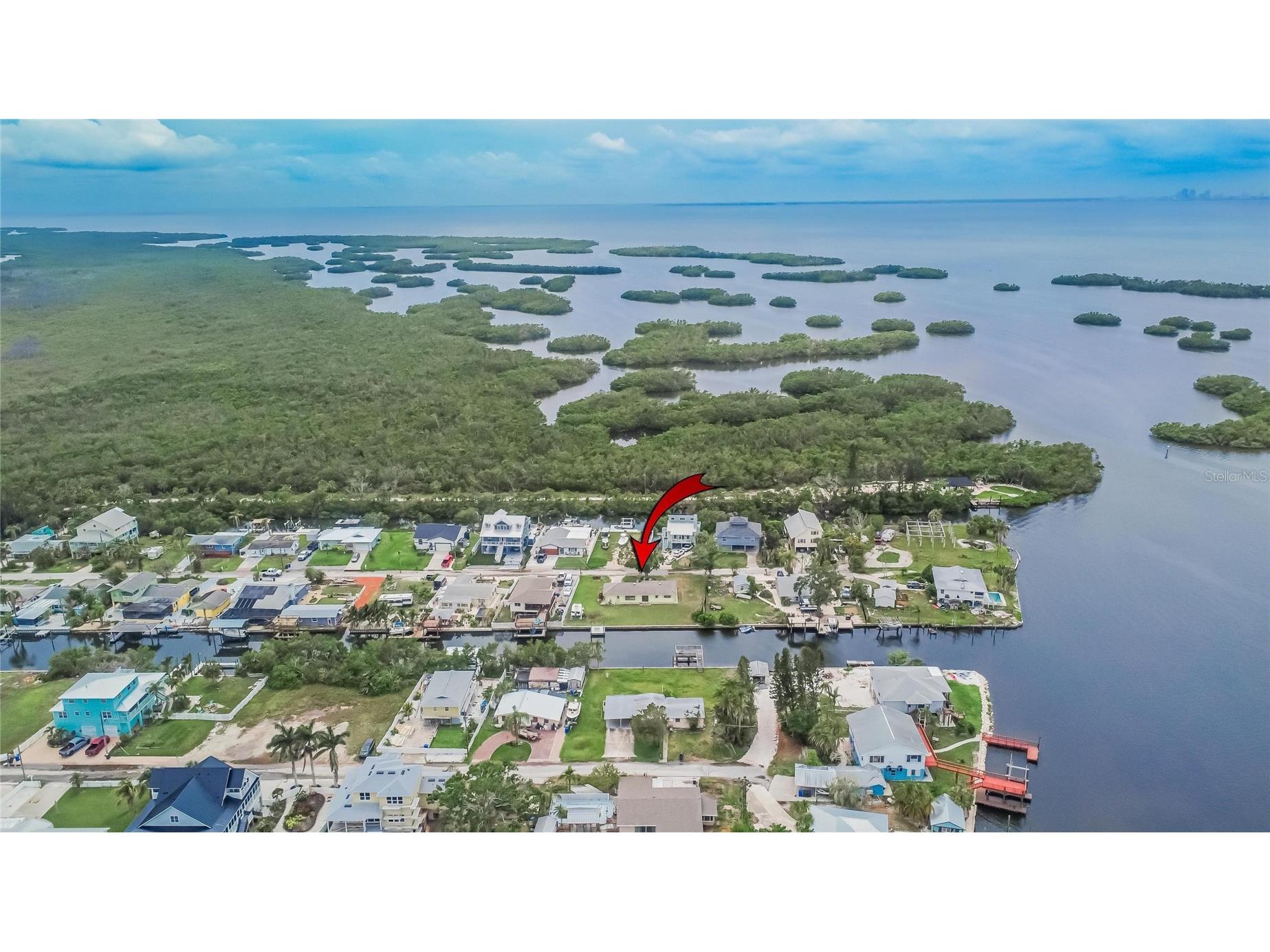 814 Seabreeze Drive Ruskin FL 33570 - TAMPA BAY AND MOUTH OF LITTLE TB8508370 image1