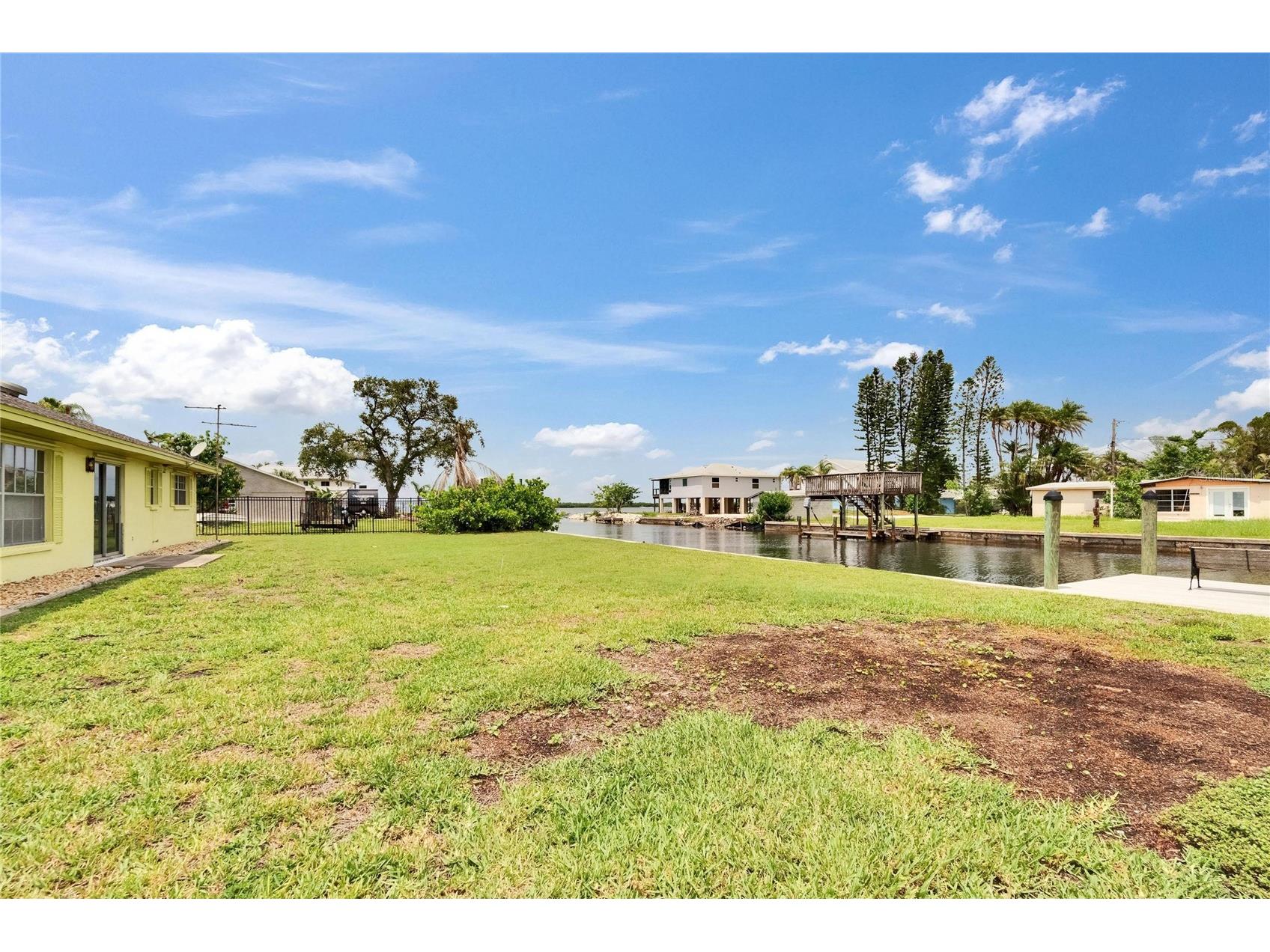 814 Seabreeze Drive Ruskin FL 33570 - TAMPA BAY AND MOUTH OF LITTLE TB8508370 image14