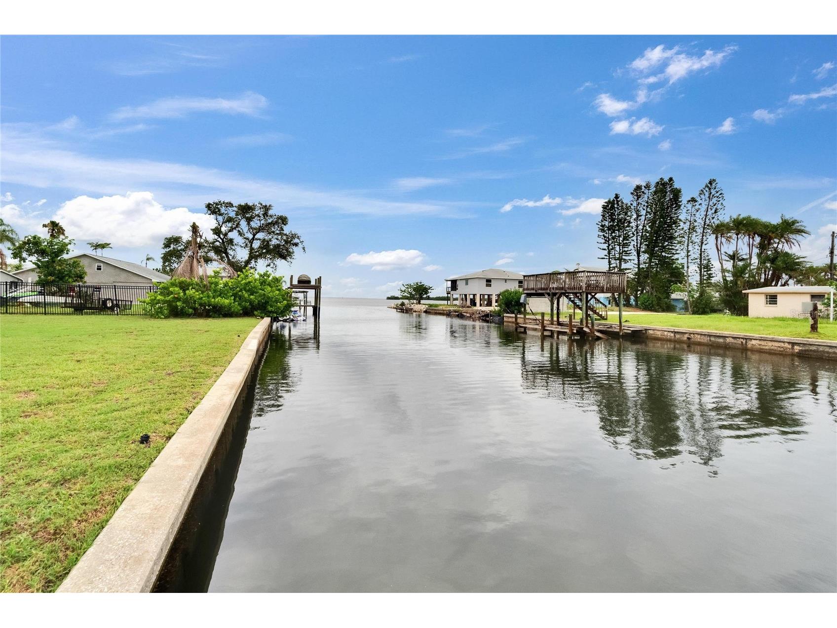 814 Seabreeze Drive Ruskin FL 33570 - TAMPA BAY AND MOUTH OF LITTLE TB8508370 image35
