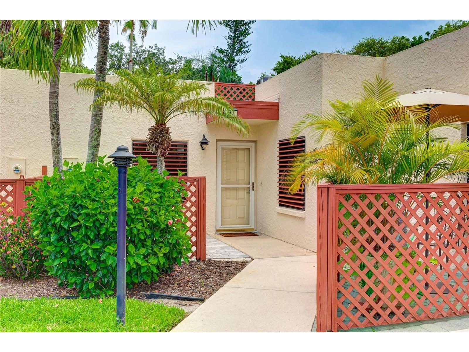 814 Spring Lakes Boulevard #14 Bradenton FL 34210 A4657261 image1