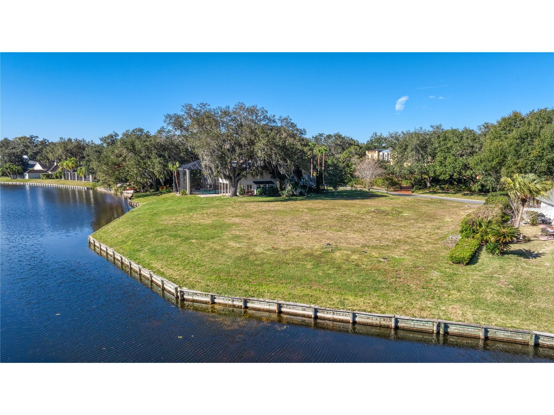 814 Taray De Avila Tampa FL 33613 TB8519068 image3