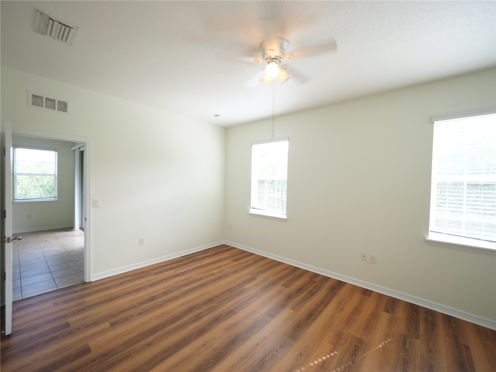 8140 Enclave Way #101 Sarasota FL 34243 A4688896 image21