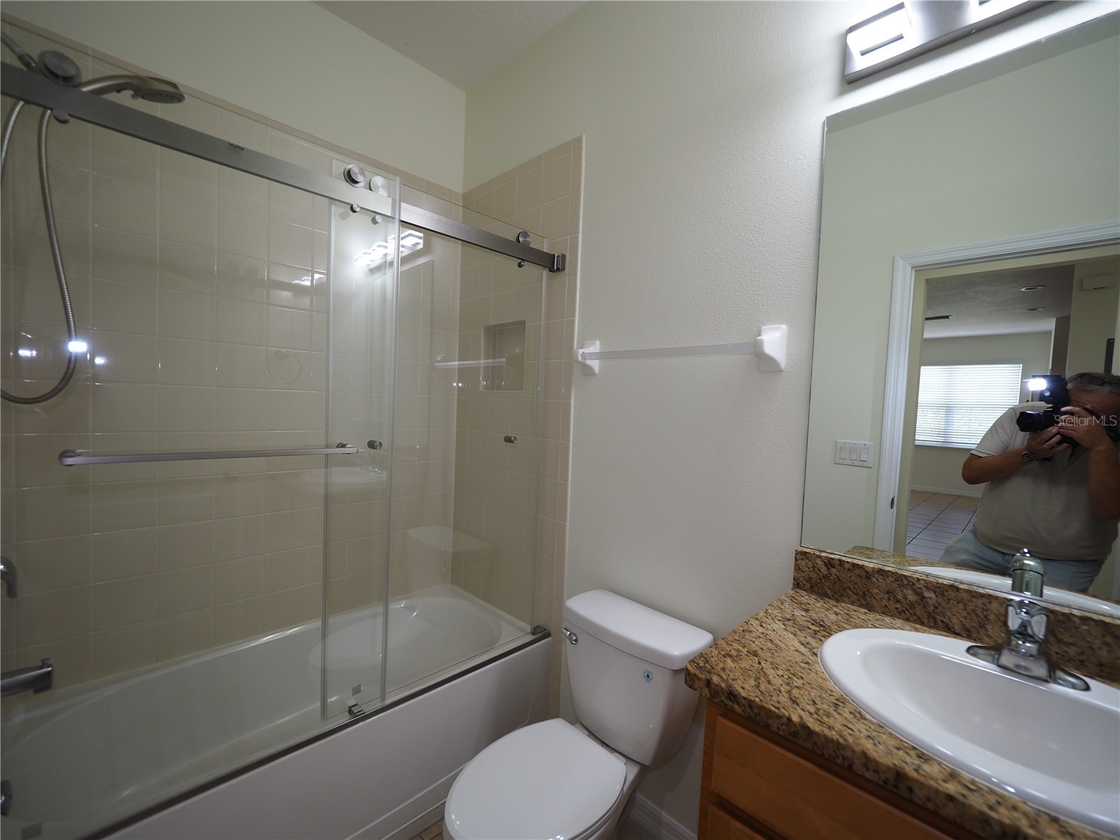 8140 Enclave Way #101 Sarasota FL 34243 A4688896 image22